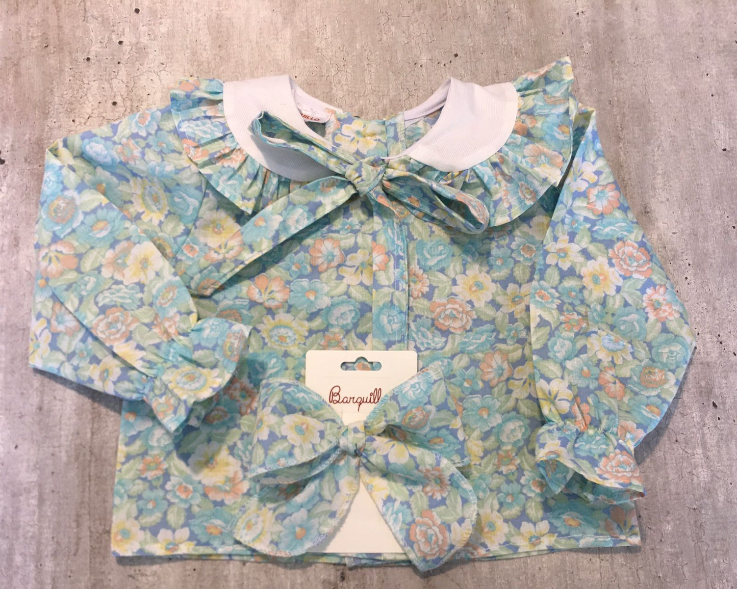 Blusa Paula Flores pastel